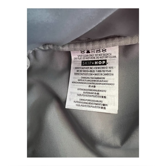 Skip Hop Baxter Diaper Backpack - 12 Pockets - Fits 17” Laptop - Unisex - Picture 5 of 9